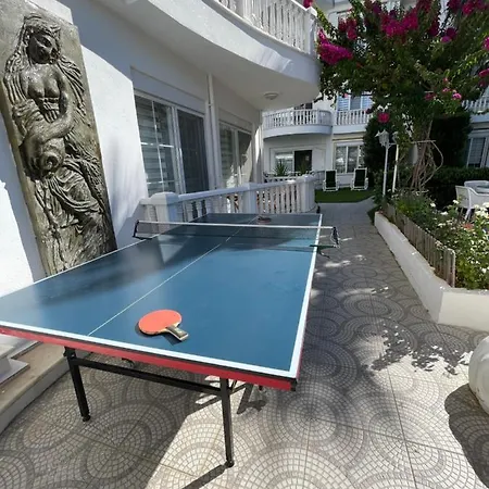 דירה Belka Golf Delux Poolside *